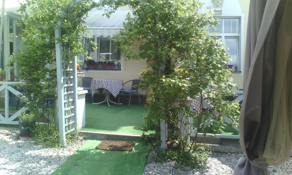 Villa Meteor Mariánské Lázně Kültér fotó